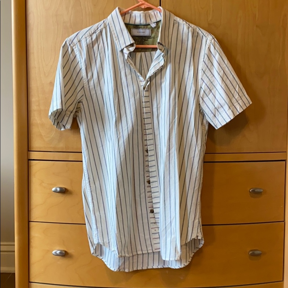 Men’s Casual Short Sleeve FIVE FOUR shirt